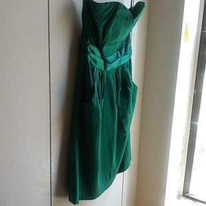 Strapless dress w pockets